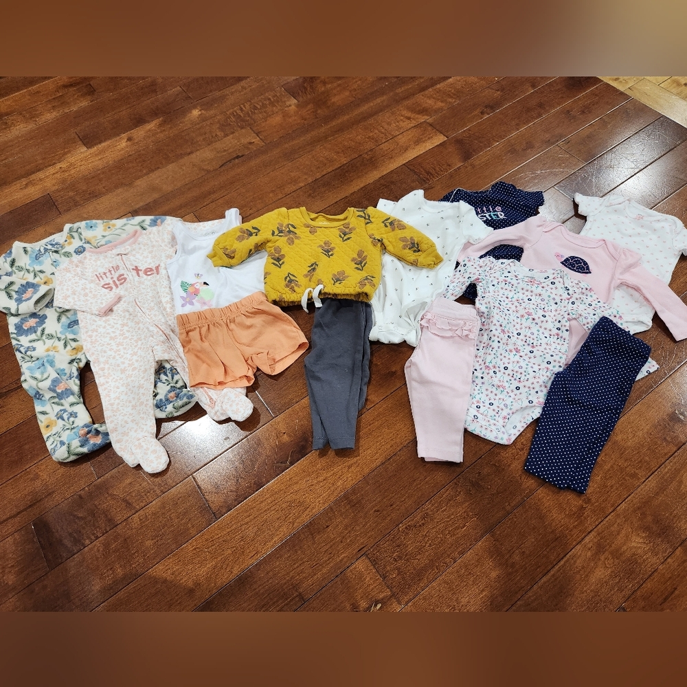 Baby girl bundle, size 3-6 mo, carter's